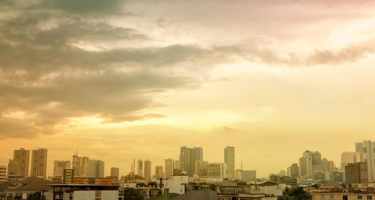 Hotel Merlo Makati City Exterior foto
